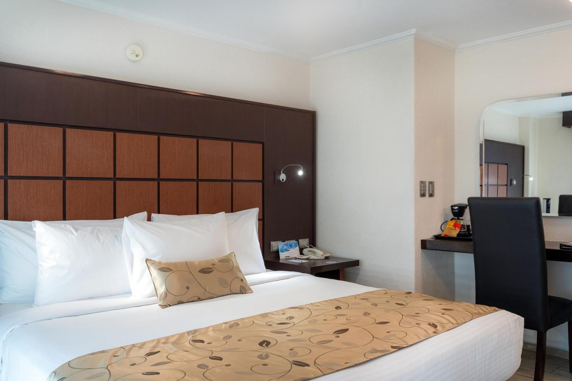 Sleep Inn Puebla Centro Hist Rico Экстерьер фото
